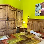 Turisticos Paseo De La Alameda Villaviciosa (Asturias)