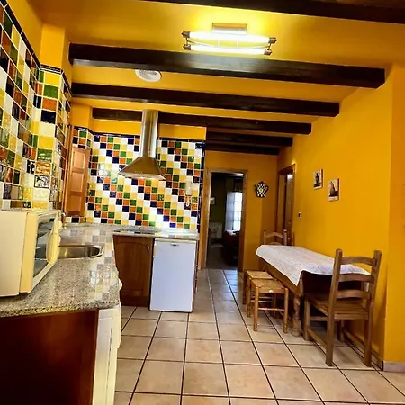 Turisticos Paseo De La Alameda Apartamento