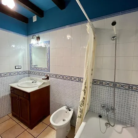 Turisticos Paseo De La Alameda Villaviciosa (Asturias)