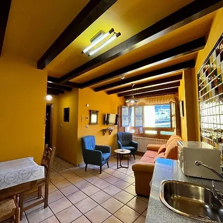 Apartamento Turisticos Paseo De La Alameda Villaviciosa (Asturias)
