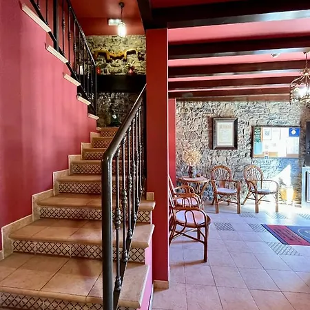 Apartamento Turisticos Paseo De La Alameda