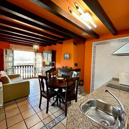 Turisticos Paseo De La Alameda *