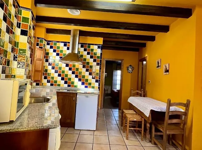 Turisticos Paseo De La Alameda Apartment