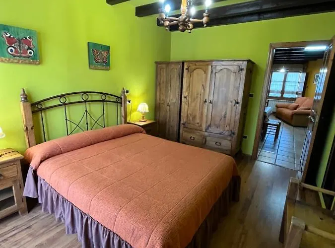 Turisticos Paseo De La Alameda Villaviciosa (Asturias)