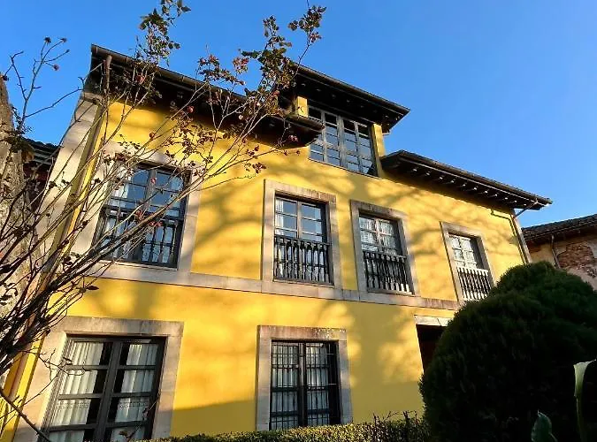 Turisticos Paseo De La Alameda *