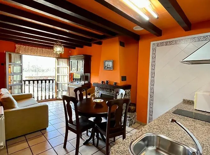 Turisticos Paseo De La Alameda *