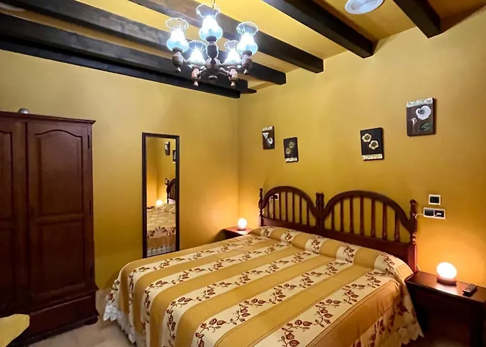 Turisticos Paseo De La Alameda *