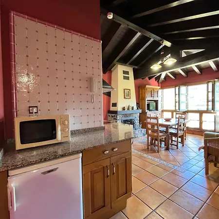 Turisticos Paseo De La Alameda *